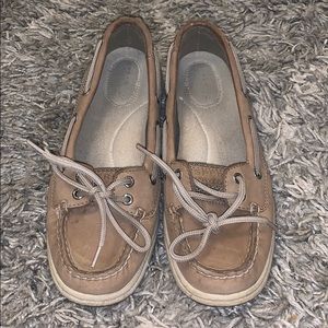 Lightly worn brown women’s Sperry